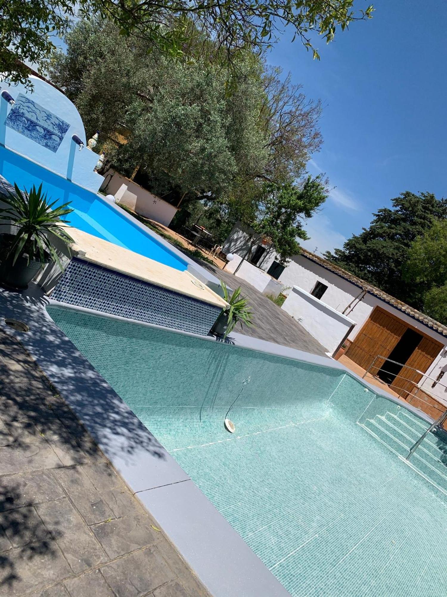 Casa Los Laureles Pilas Exterior foto